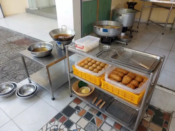 Thoát Khỏi Lo Lắng Khi Nhà Có Tiệc
